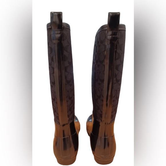 EUC Coach Pearl Rain Boots - Picture 3 of 10